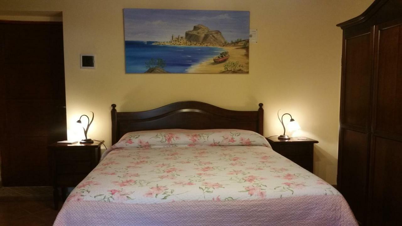B&B A Robba De Pupi Agrigente Extérieur photo